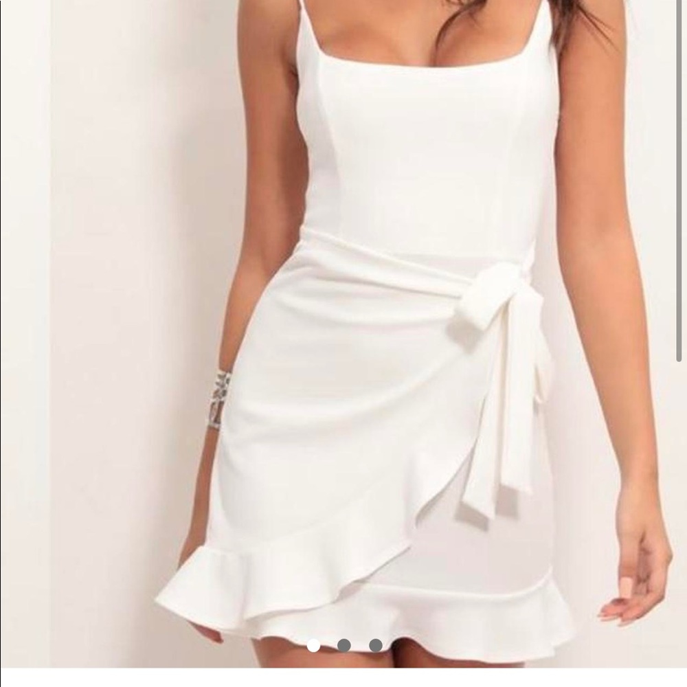 Lucy in the Sky Capri Ruffle Tie Dress